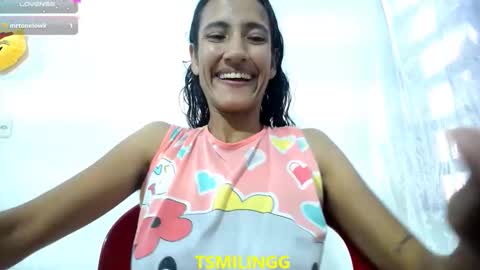 Snapshot of tsmilingg chatting on February 9, 4:22 pm Dulce online show from February 9, 4:22 pm