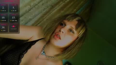 Annika online show from July 28, 2:13 pm