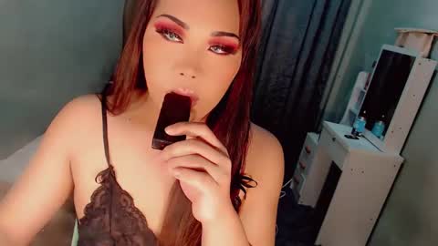 jayvie online show from February 12, 8:49 am