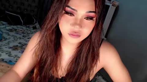 jayvie online show from March 4, 7:54 pm