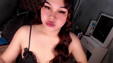 Snapshot of tsscarlett_xx chatting on December 16, 11:37 am jayvie online show from December 16, 11:37 am