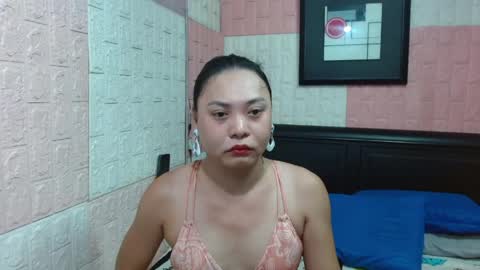 Snapshot of tssimplycutiets chatting on May 14, 10:44 am Kirei online show from May 14, 10:44 am