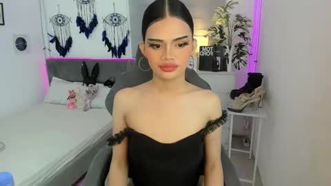 Snapshot of tstoni_talks chatting on October 2, 1:01 am tstoni_talks online show from October 2, 1:01 am