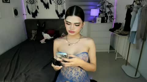 Snapshot of tstoni_talks chatting on June 7, 4:00 pm tstoni_talks online show from June 7, 4:00 pm