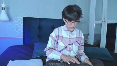 Maru online show from September 21, 7:59 pm