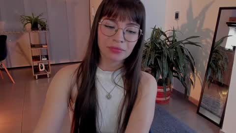 Snapshot of tsukys_spell chatting on February 6, 2:33 am Tsuky online show from February 6, 2:33 am