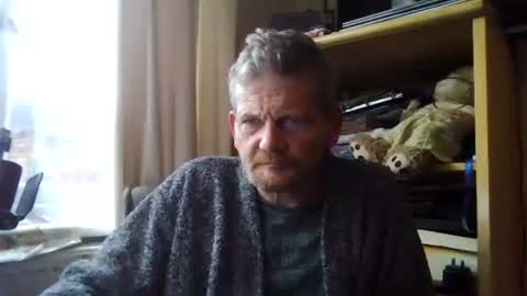 Snapshot of ttb2769 chatting on December 25, 9:02 am ttb2769 online show from December 25, 9:02 am