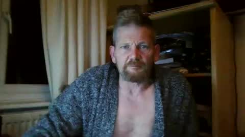 Snapshot of ttb2769 chatting on February 13, 6:30 am ttb2769 online show from February 13, 6:30 am