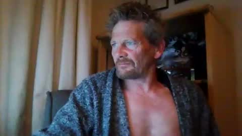 Snapshot of ttb2769 chatting on November 3, 6:03 am ttb2769 online show from November 3, 6:03 am