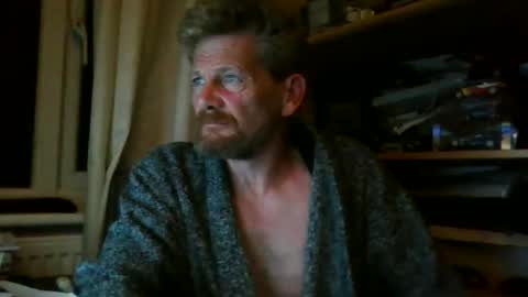 Snapshot of ttb2769 chatting on December 15, 4:50 am ttb2769 online show from December 15, 4:50 am