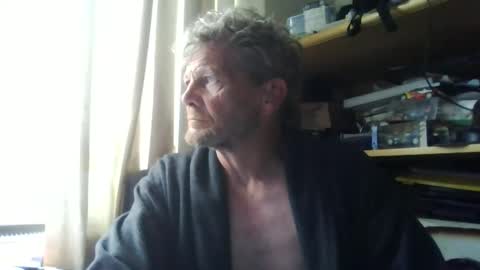 Snapshot of ttb2769 chatting on May 29, 6:11 am ttb2769 online show from May 29, 6:11 am