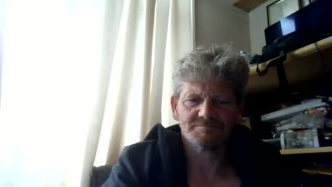 Snapshot of ttb2769 chatting on June 18, 6:35 am ttb2769 online show from June 18, 6:35 am