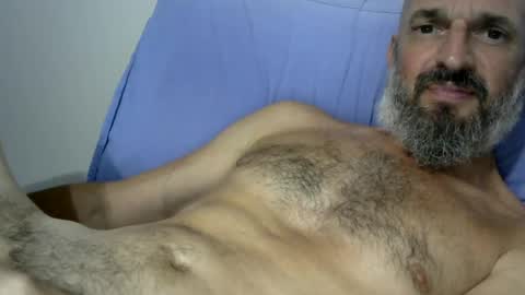 Snapshot of tu_bomberono chatting on June 26, 7:51 pm tu_bomberono online show from June 26, 7:51 pm