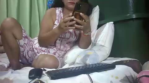 Snapshot of tuchmegently chatting on September 12, 9:59 pm Mae online show from September 12, 9:59 pm