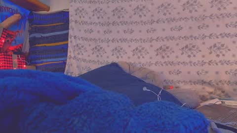 Snapshot of tumbafox1 chatting on May 10, 6:40 am tumbafox1 online show from May 10, 6:40 am