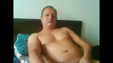 Snapshot of tuserasmia chatting on January 3, 3:01 pm Mario Ramirez online show from January 3, 3:01 pm