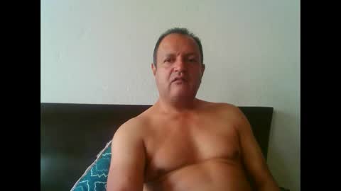 Snapshot of tuserasmia chatting on January 6, 5:27 pm Mario Ramirez online show from January 6, 5:27 pm