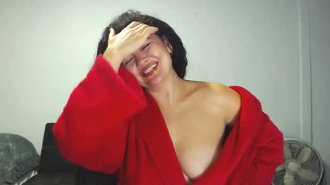 Snapshot of tuti_sex chatting on October 22, 4:35 am tuti online show from October 22, 4:35 am