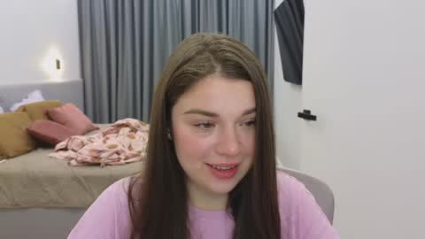 Snapshot of tutti_frutti_ chatting on February 12, 9:33 pm Ariana online show from February 12, 9:33 pm