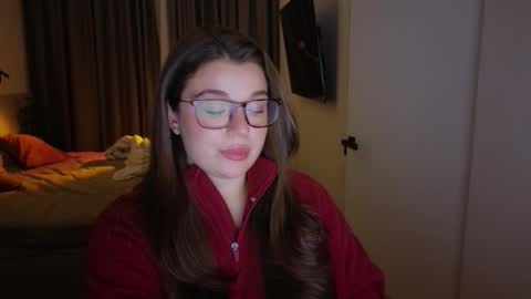 Snapshot of tutti_frutti_ chatting on November 7, 6:52 pm Ariana online show from November 7, 6:52 pm