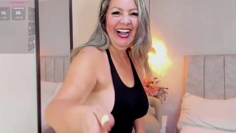 Tutu online show from December 5, 7:21 pm