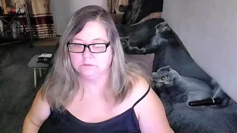 Lana online show from March 11, 12:38 am