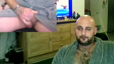 Snapshot of twardyidlugi chatting on November 1, 1:18 am twardyidlugi online show from November 1, 1:18 am