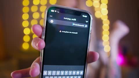 Snapshot of twiinkie_pie chatting on January 29, 3:47 pm Maria 3 online show from January 29, 3:47 pm