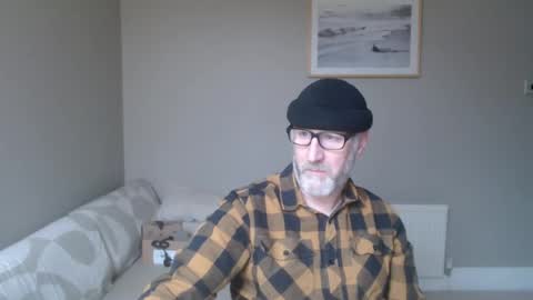 Snapshot of twilightchilli chatting on November 22, 10:14 am twilightchilli online show from November 22, 10:14 am