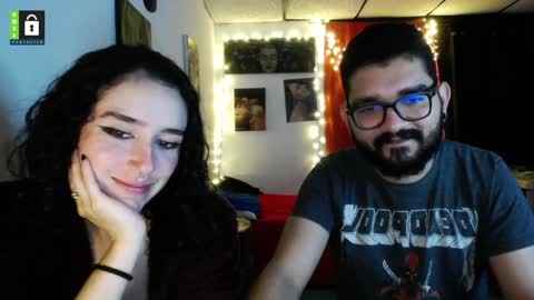 Snapshot of twinflamesxx chatting on January 14, 5:30 am TwinFlamesXX online show from January 14, 5:30 am