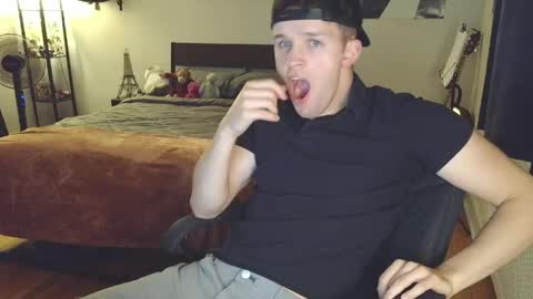 twink2048 online show from May 12, 11:57 pm