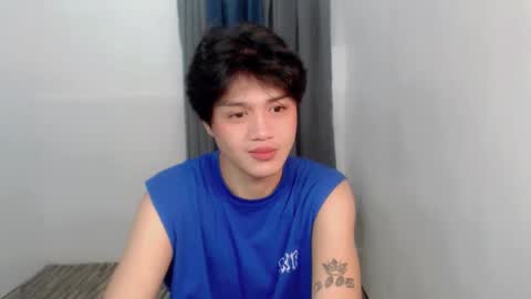 Snapshot of twink_blaze chatting on October 19, 5:41 am BLAZE online show from October 19, 5:41 am