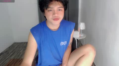 Snapshot of twink_blaze chatting on November 30, 10:47 pm BLAZE online show from November 30, 10:47 pm