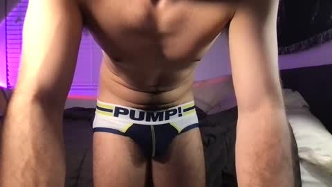 Snapshot of twink_boy98 chatting on September 20, 4:35 am twink_boy98 online show from September 20, 4:35 am