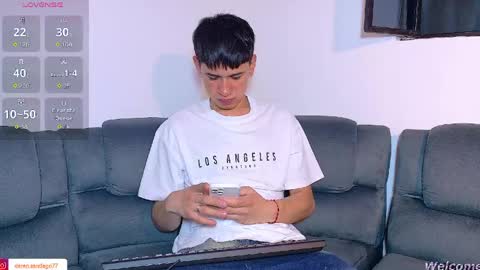 Mr Daren online show from April 25, 6:49 pm
