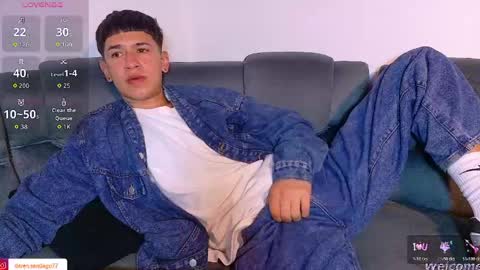 Mr Daren online show from May 7, 6:46 pm