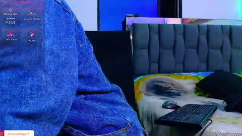 Snapshot of twink_daren chatting on July 30, 12:53 am Mr Daren online show from July 30, 12:53 am