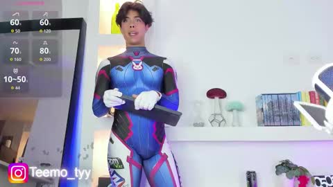 Snapshot of twink_teemo chatting on September 13, 10:09 pm twink_teemo online show from September 13, 10:09 pm