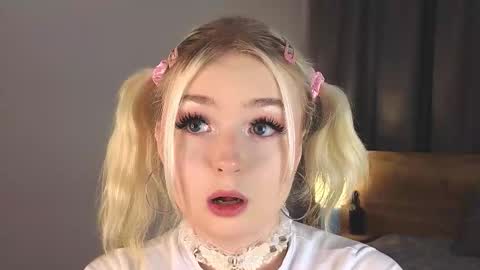 twinklefluff online show from October 29, 4:09 pm