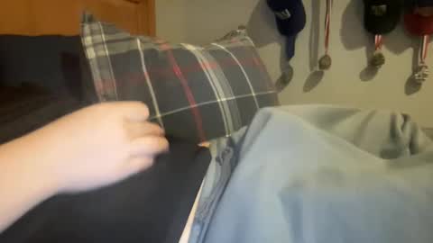 Snapshot of twinkmikexxx12 chatting on December 24, 1:38 am mike online show from December 24, 1:38 am