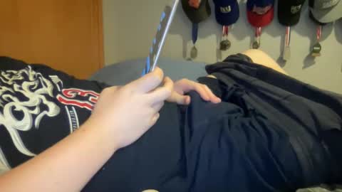 Snapshot of twinkmikexxx12 chatting on October 15, 9:48 pm mike online show from October 15, 9:48 pm