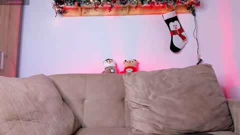 Snapshot of twinksboys_23 chatting on November 14, 8:18 pm twinksboys_23 online show from November 14, 8:18 pm