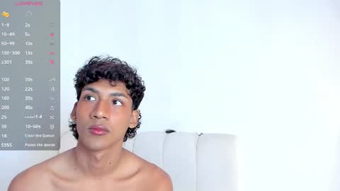 Snapshot of twinksboys_23 chatting on June 11, 12:58 pm twinksboys_23 online show from June 11, 12:58 pm