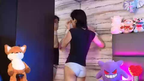 twinslovers_ online show from March 13, 3:57 am