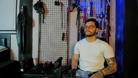 Clio  Tadeo online show from May 25, 3:56 am