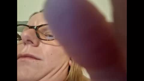 Snapshot of twistedcpl1213 chatting on December 19, 11:17 am twistedcpl1213 online show from December 19, 11:17 am