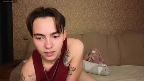 Snapshot of twobabesweet chatting on July 22, 11:24 am Welcome guys We Lili and Vic PVT open online show from July 22, 11:24 am