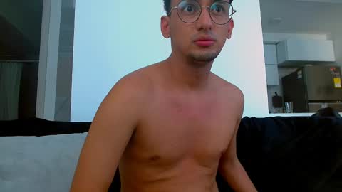 twoboyshot24 online show from October 13, 1:11 pm