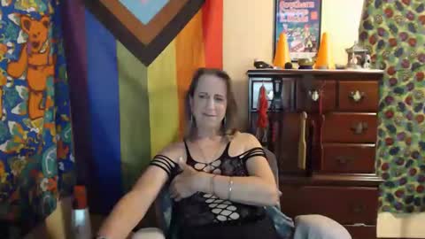 twocumkerry online show from May 1, 9:36 am