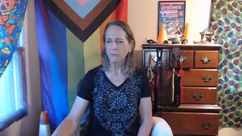 twocumkerry online show from July 12, 11:45 am